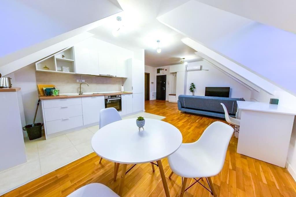 Bucharest Central D Apartment Exterior foto